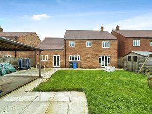 Photo 25- click for photo gallery